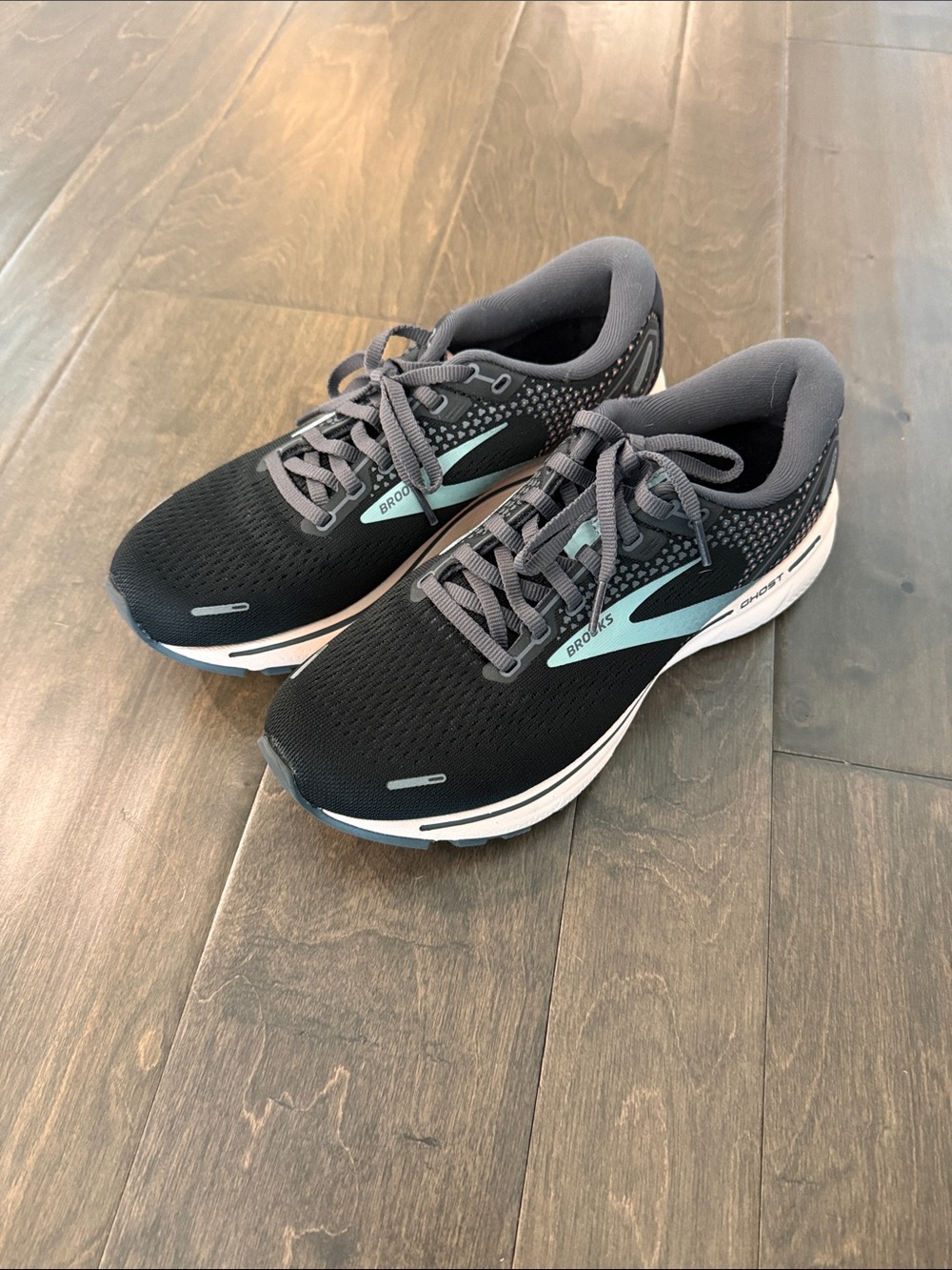 Brooks Black and Teal Lace-Up Running Shoes